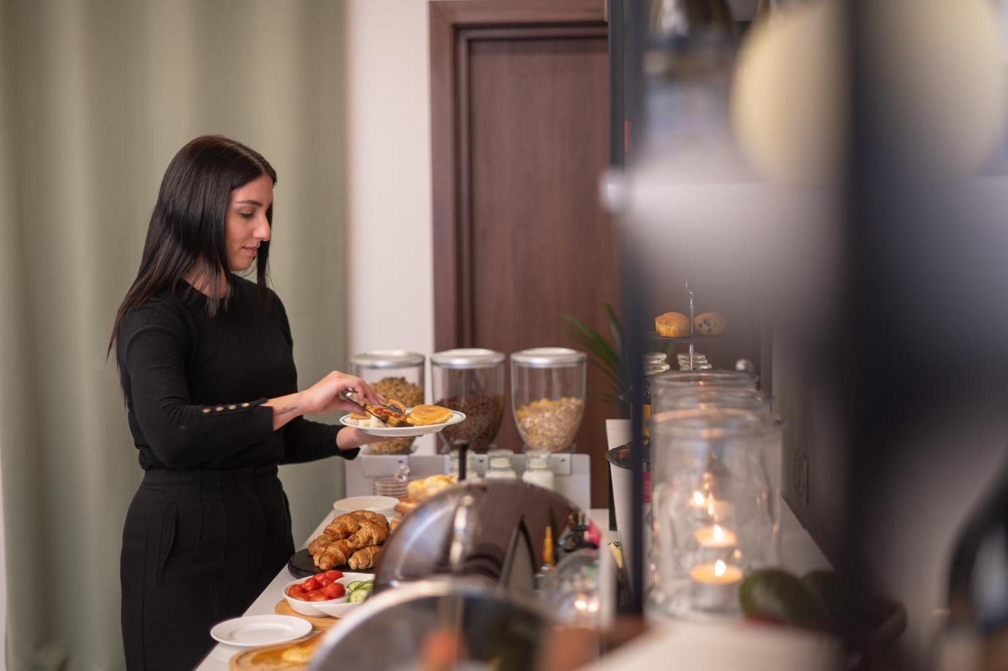 Ira - Ηρα Hotel Kalamáta Eksteriør bilde